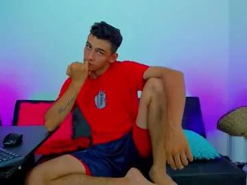 Freechat max_wild01 on Chaturbate