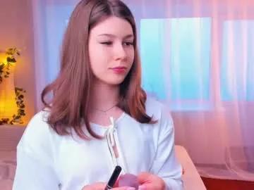 Freechat minditrelles on Chaturbate