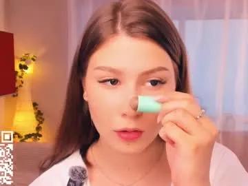 Freechat minditrelles on Chaturbate