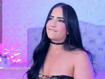 miss_ivy4 — GOAL: PLAY DILDO + CUM SHOW [555 tokens remaining] Every 10 minutes the most active receives a surprise #bigboobs #bigass #natural #squirt #latina