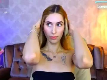 Freechat miss_martini on Chaturbate