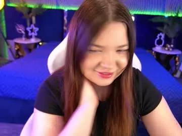 Freechat molinmoon on Chaturbate