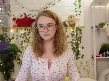 Freechat monicaasis on Chaturbate