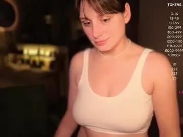 Freechat moon_deity on Chaturbate