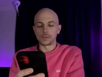 Freechat mount_vesuvius on Chaturbate