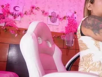 Freechat mssburbuja on Chaturbate