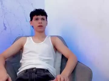 Freechat mykelcano on Chaturbate