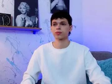 Freechat mykelcano on Chaturbate