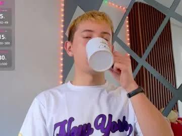 Freechat naughty__chris on Chaturbate