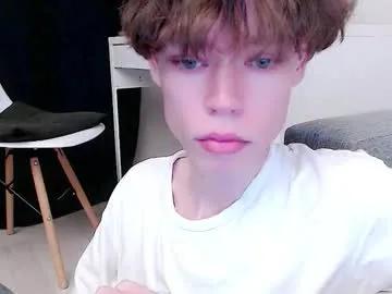 Freechat pawclaw on Chaturbate