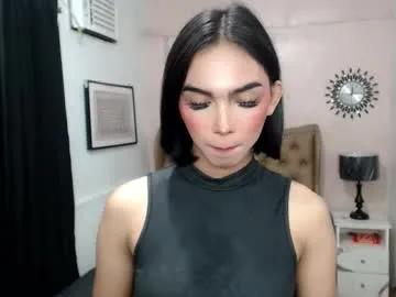 Freechat pearlmoore on Chaturbate