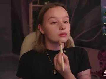 Freechat red_queeen on Chaturbate