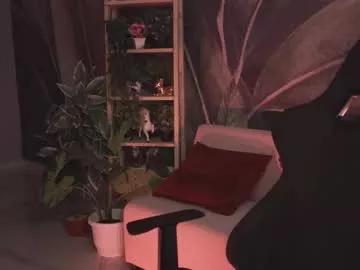 Freechat red_queeen on Chaturbate