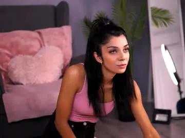 Freechat reneevoss on Chaturbate