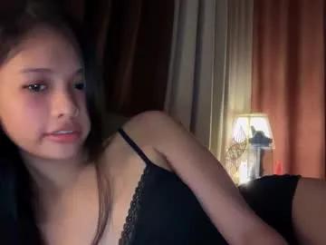 Freechat sierracoxriches on Chaturbate