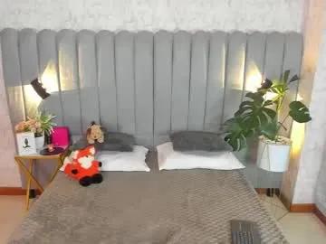 Freechat sky_fox_1 on Chaturbate