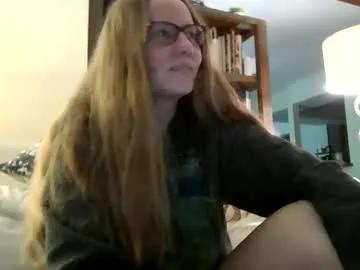 Freechat skywinters on Chaturbate
