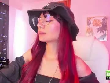 Away sophiecherry_ on Chaturbate