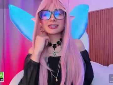 Away sophiecherry_ on Chaturbate