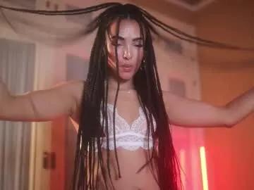 Freechat suzysuza on Chaturbate