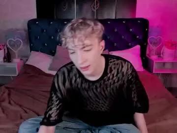 Freechat trevorbenson on Chaturbate