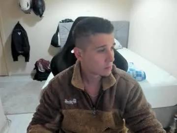 Freechat ulxer on Chaturbate