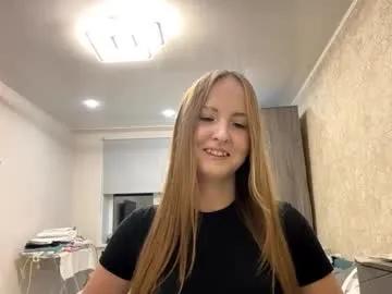 velvetmary — hey hey! welcome! Goal: show biggest smile |  Im Rachel. Im new here and every message make me smile ! [8 tokens remaining]