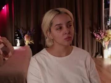 Freechat victoriamorrone on Chaturbate