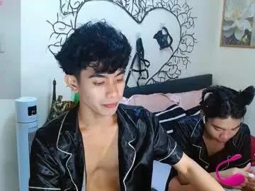 Freechat wildesttwinky on Chaturbate