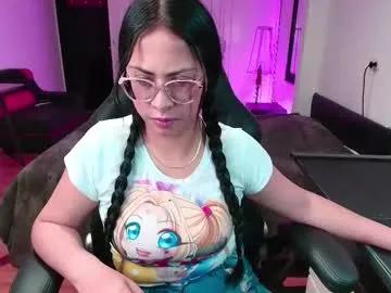 Freechat yesie_hot2 on Chaturbate