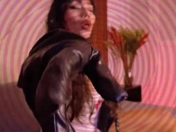 Freechat yourcutemolly on Chaturbate