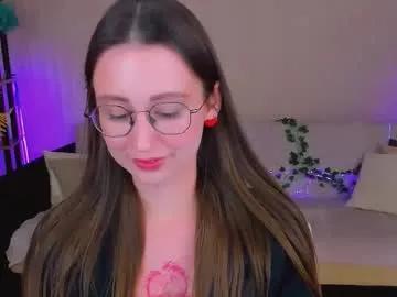 Freechat yourlovelystoryy on Chaturbate