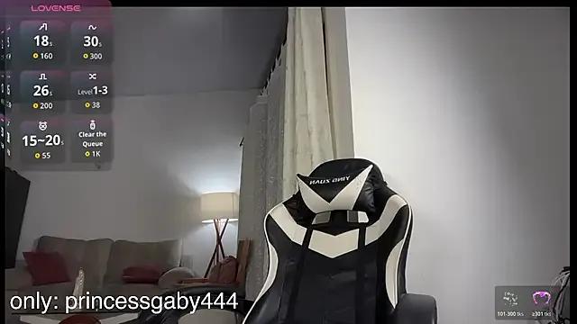 Freechat 4444ngel on StripChat