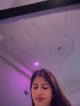 StripChat 4U143 is Freechat 4U143 — Full nude show