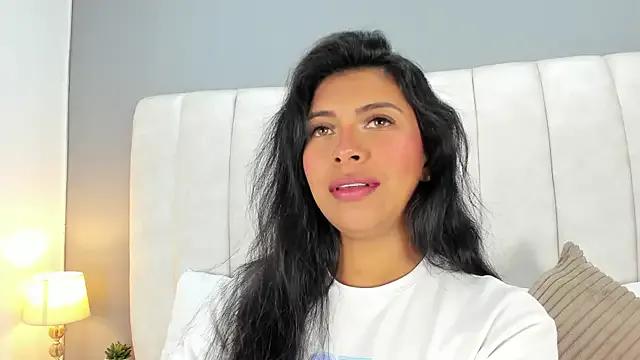 StripChat _BunnyNaugthy is Freechat _BunnyNaugthy — Topless+ oil massage