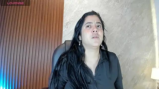 Private _Cris_Spicy_ on StripChat