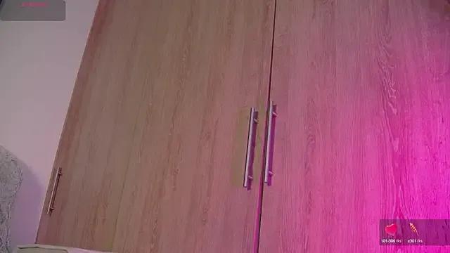 Freechat aidaadams on StripChat