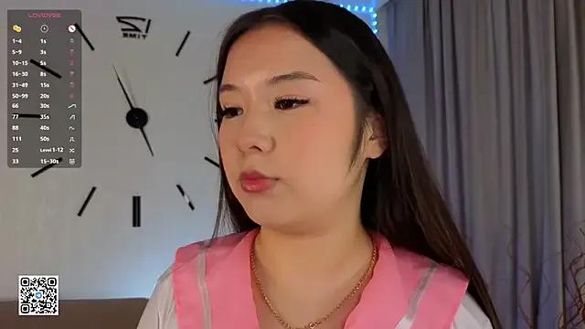 Freechat AlberthaEscue on StripChat