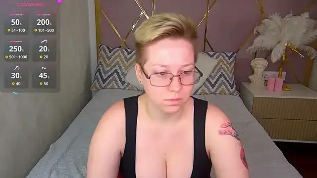 Freechat AlexandraGreen on StripChat