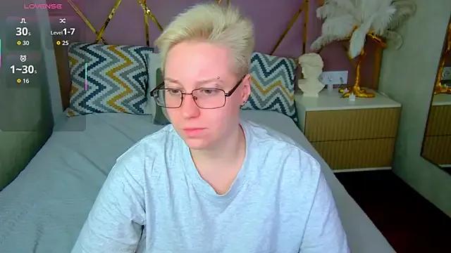 Freechat AlexandraGreen on StripChat