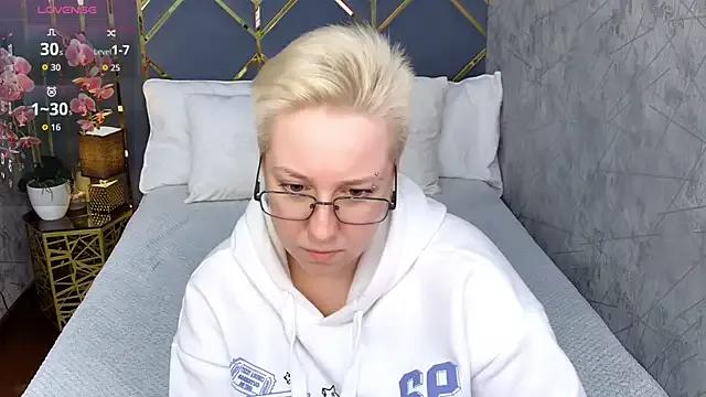 Freechat AlexandraGreen on StripChat