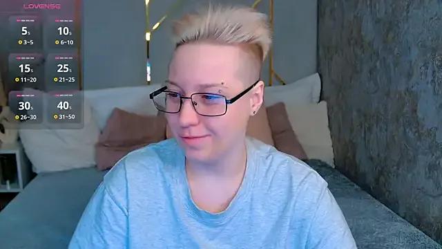 Freechat AlexandraGreen on StripChat