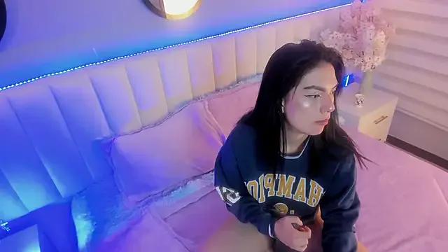 Freechat alice_lodge on StripChat