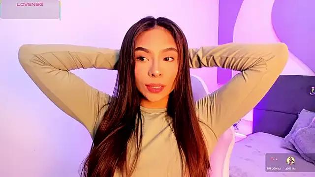 Freechat amira_cute2 on StripChat