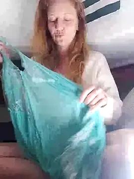 anayshotgirl's avatar