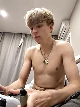 And25bn — Freechat on StripChat