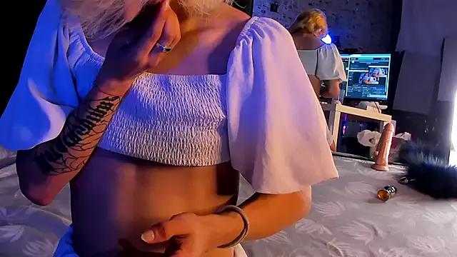 Freechat Anjela_Botton on StripChat