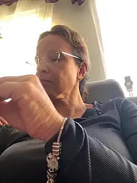 Freechat AnnikaRose on StripChat