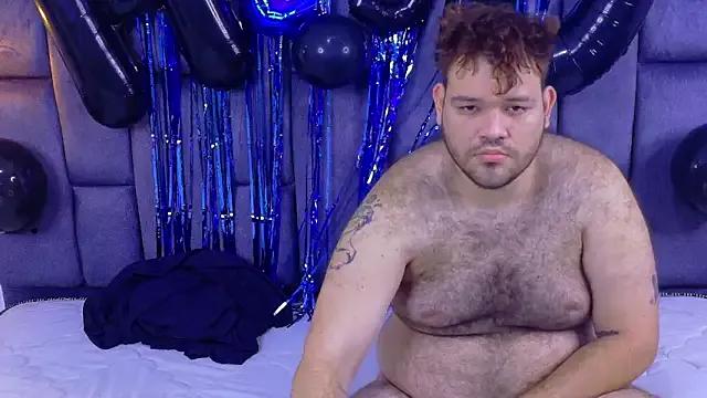 Freechat big_bearr on StripChat
