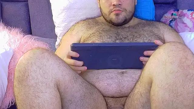 Freechat big_bearr on StripChat